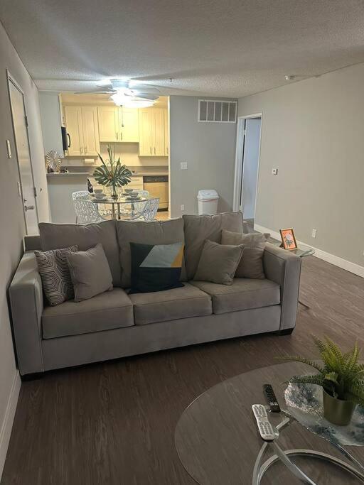 Two Bedroom Hollywood Apartment Los Angeles Buitenkant foto